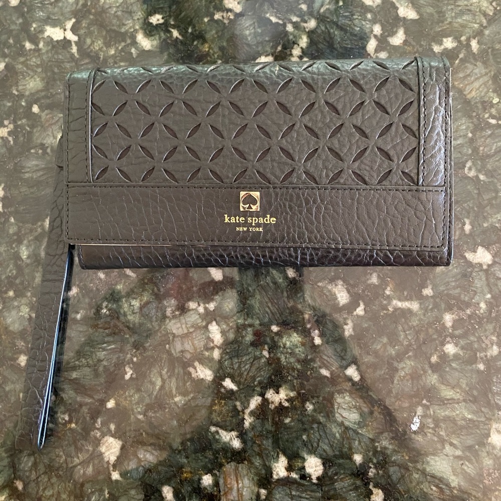 FANTASTIC condition Black Kate Spade wristlet